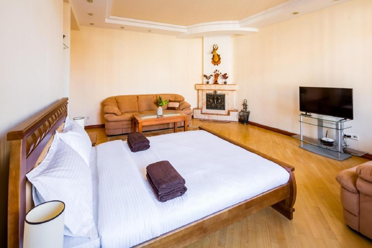 Alfa Apartments Ivana Franka 利沃夫 外观 照片
