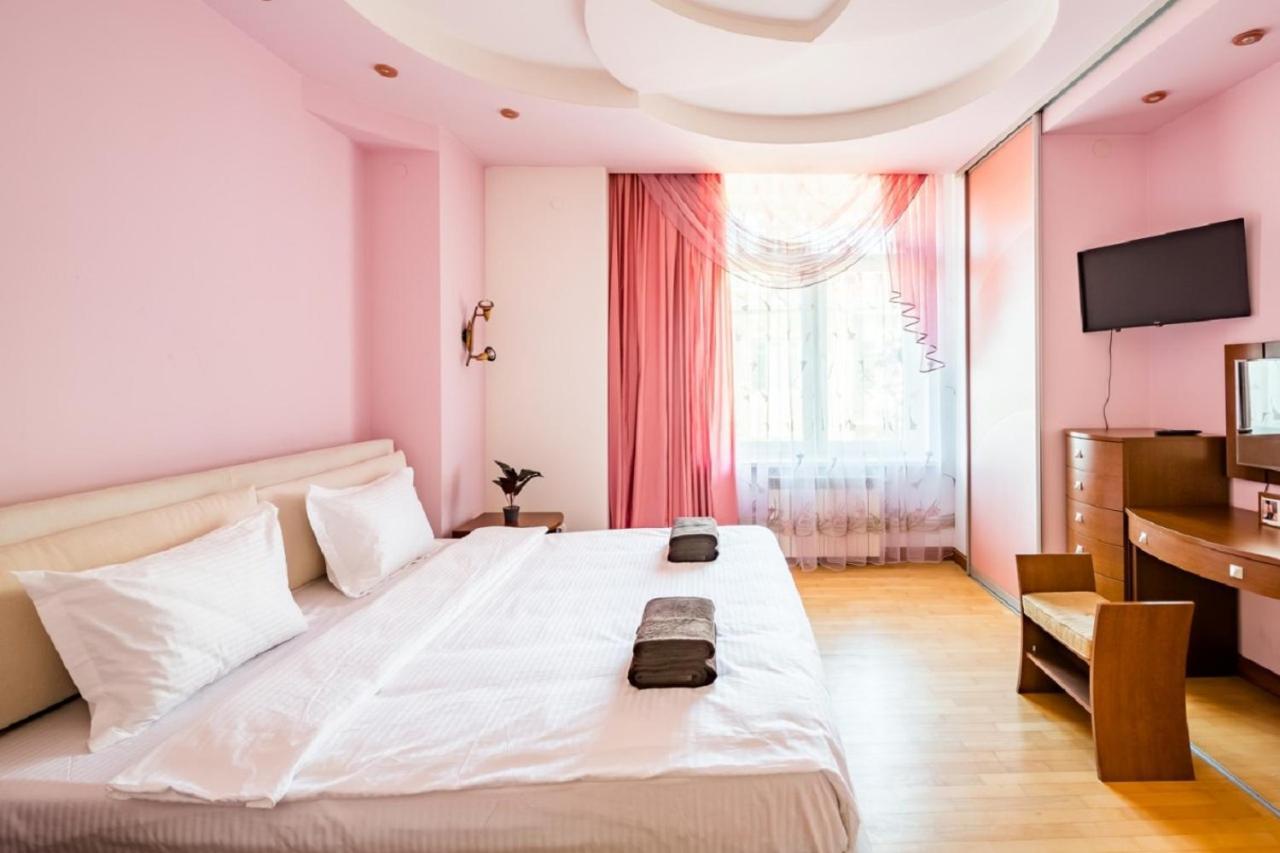 Alfa Apartments Ivana Franka 利沃夫 外观 照片